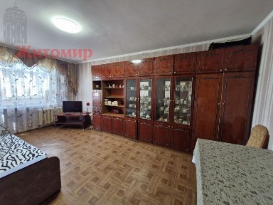 Продаж 2 к. квартири на Клосовського.