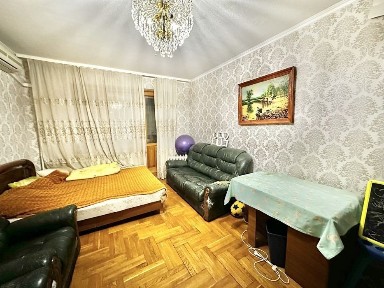 Продаж 3х кімнатної квартири центр Борисполя Київ 20 км