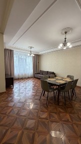 Київ, Солом'янський, вулиця Садова 1б