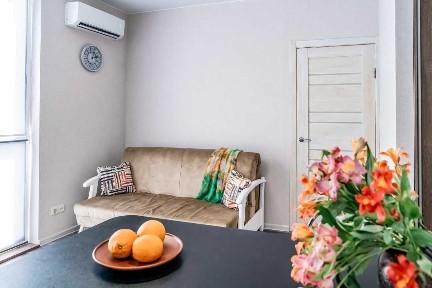 Оренда 1-кімнатної квартири 31 м², Салютна вул., 2к1