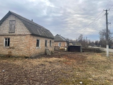 Козаровичі, Лесі Українки 45