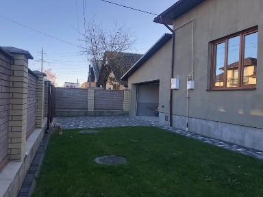 Продаж будинку р-н Хотінь