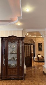 Печерськ, бул. Лесі Українки 23А (130м2), 3к, дві спальні/ вітальня /кухня