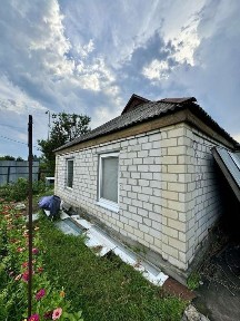 Жилой дом в обычном состоянии Низы