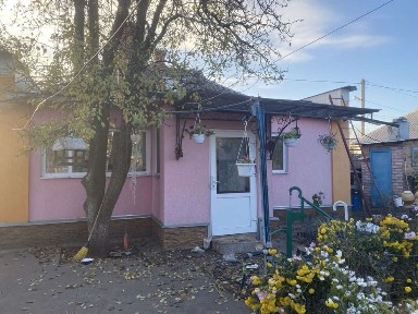 Продається будинок на Перівці