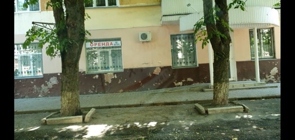 Продам комерційне приміщення на Новомістенській