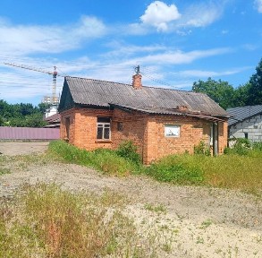 Житомир продам будинок під реконструкцію з ділянкою
