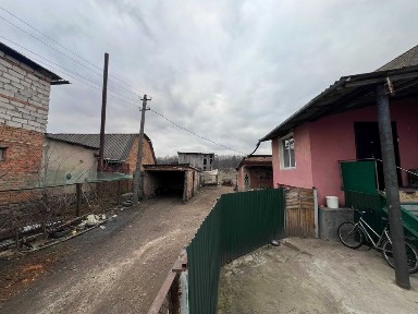 Будинок з комунікаціями Житомирський район.