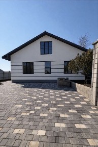 Продам новий стильний будинок мансардного типу 170 м² в с. Усатове