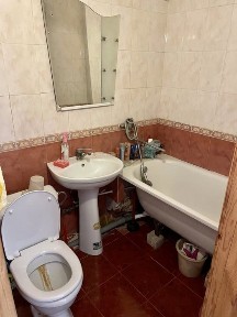 Продам 2 к квартиру метро Хол. гора, ЮЖД, пер. Верховский, 6