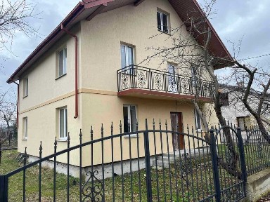 Продаж будинку в с. Підрясне