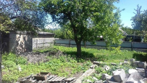 Продам півбудинку окремий двір Арнаутово