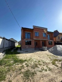 Продаж котеджу в с. Рудне
