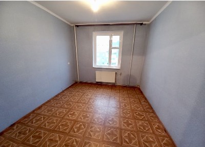 Продам 2 к квартиру вул. Жадова