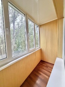 Продаж 2 кімнатної на Сонячному
