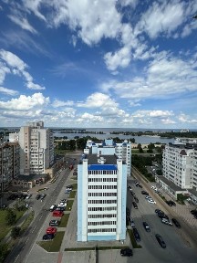 Продаж 2-х кімнатної з видом на р. Дніпро по вул. Героїв Дніпра, 53/4