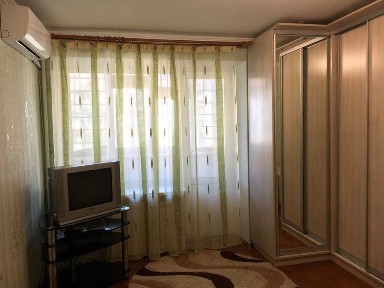 1 кімнатна квартира, смт Коцюбинське, вул. Пономарьова, 6/2.