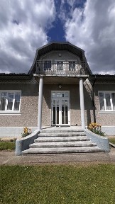 Продаж будинку в Лужанах