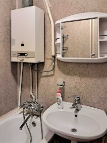 Здам свою 3-к. квартиру в Центрі, Мироносицька, 95