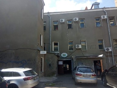 Продажа трехэтажного коммерческого здания на Подоле