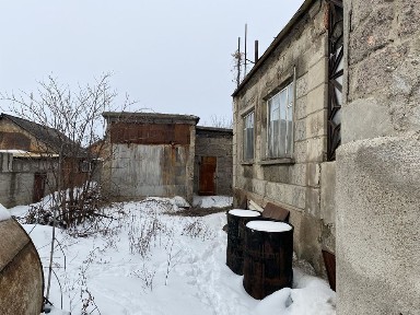 Будинок неподалік пожежної частини, Коса