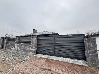Готовый одноэтажный дом с газом и центральными коммуникациями
