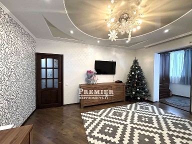 Заезжай и живи! 2х ком. кв- ра в лучшей локации на Таирова!