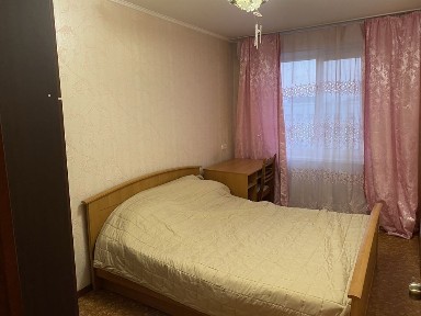 Здаю 2х кімн квартиру в центрі міста є вмі меблі та техніка