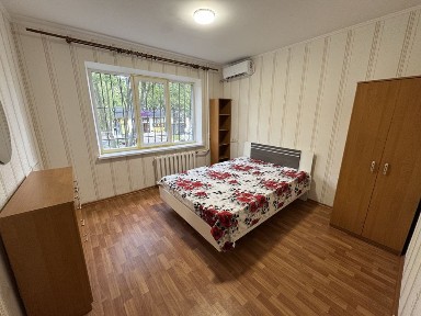 Аренда квартиры 3к. Тополь 1. Три раздельные. Запорожское шоссе