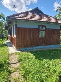 Будинок -хата с селі!