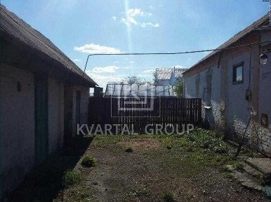Перспективна садиба з великою ділянкою 18 соток у с. Микуличі біля Варшавської траси!
