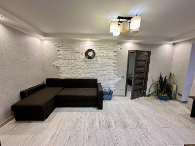 Рівне, вулиця Гайдамацька 3