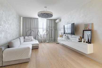 ТОП Ціна! Продаж квартири з ремонтом 115 м2 в ЖК Голосіїво, Голосіївський р-н