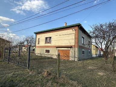 Продається будинок поблизу Дрогобича