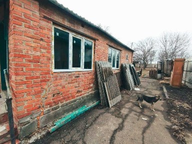 Продам добротний будинок у Дергачах