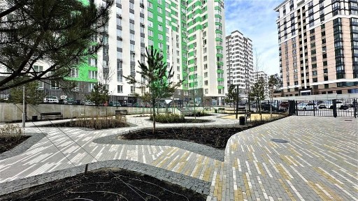 3 кімн. квартира біля Центрального парку, мін. оформлення, без комісії