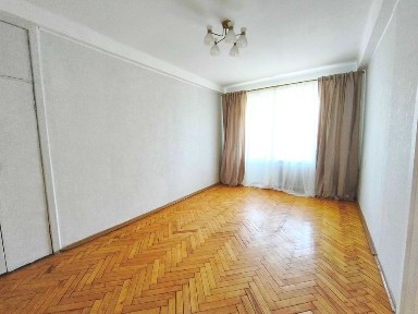 Киев, Марии Примаченко бул., 7