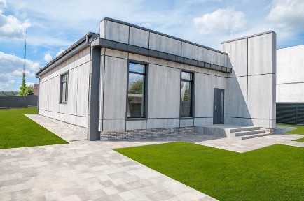 Сучасний Hi-Tech будинок 135 м² - простір, стиль і тиша