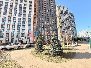 Киев, Днепровская наб., 20Б