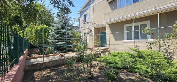 каролино-бугаз. продажа дома