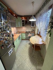 Продаж 3х к. кв., з капітальним ремонтом, с. Жуковского