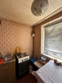 Харків. Продається 1 кім квартира біля метро Холодногірська.