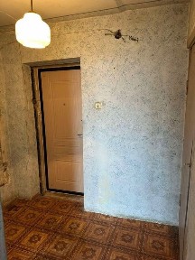 Продаж 1 кімнатної квартири у цегляній чешці в. Пулюя