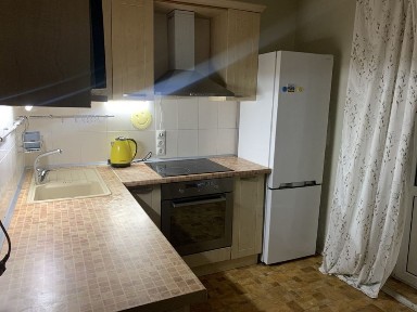 Власник. Без комісії. 2-кімнатна. 56 м. 11 эт М. Харківська Вишняківська 8а