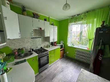 Продам 4-кім. квартиру м. Тернопіль, вул. 15 квітня