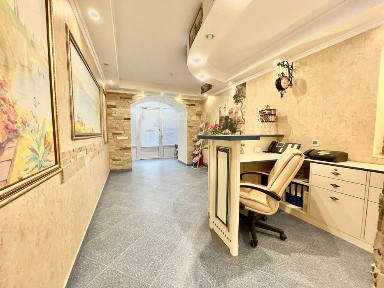 Київ, Печерський, Ковпака 4