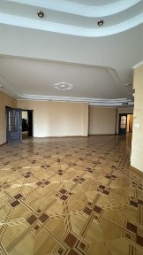 Трьохкімнатна квартира • Климівський будинок • Парк Перемоги