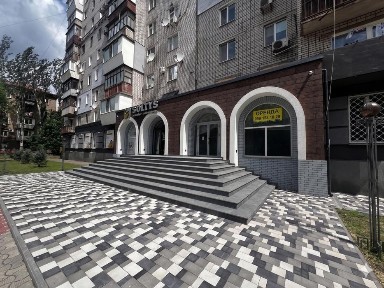 Оренда офісу 338 м² з капітальним укриттям - вул. Олександрівська