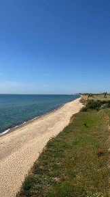 Редкое предложение! Дом у самого моря! 20 соток зеленой территории