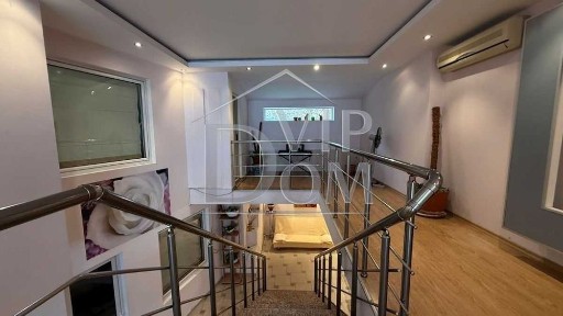 Продам Дом 10 станция Фонтана. Тип Эллинг море за окном.